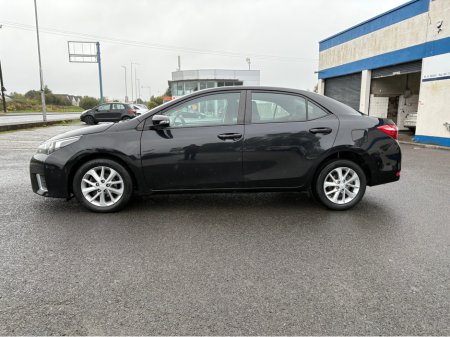 2015 Toyota Corolla 1.4 D-4D AURA 4DR//EXCELLENT CONDITION €8,995