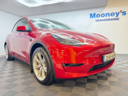 2023 Tesla Model Y RWD LOW MILEAGE , LIGHT INTERIOR