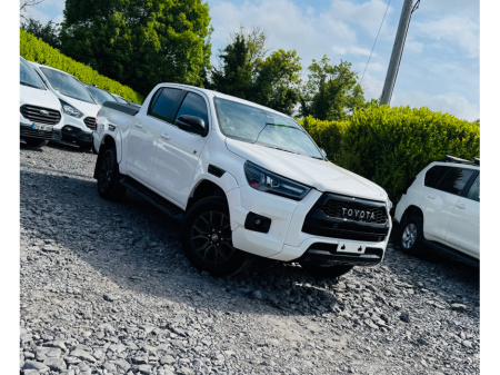 2023 Toyota Hilux GR SPORT DIESEL AUTOMATIC ICE WHITE #225 €48,999