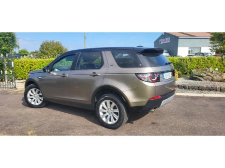 2015 Land Rover Discovery 3.0 TDV6 HSE Auto €17,000