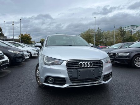 2012 Audi A1  €8,999