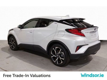 2022 Toyota C-HR  €25,995