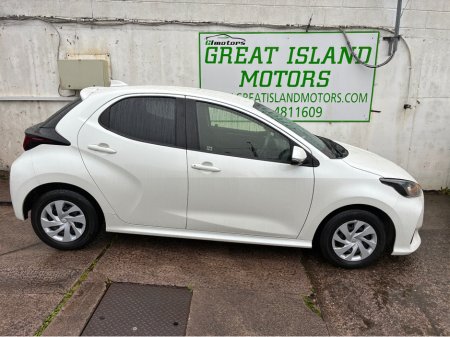 2020 Toyota Yaris 1.0i Petrol Automatic €14,950