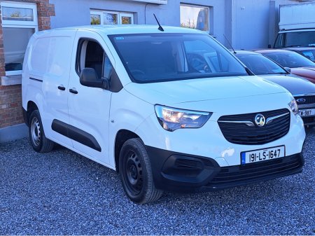 2019 Vauxhall Combo Van Edition Model 2300 1.5 Diesel with 3 seats in front and double side loading doors.