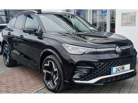 2024 Volkswagen Tiguan R-Line 2.0 TDI 150HP DSG *AUTOMATIC, REARVIEW CAMERA, HEATED FRONT SEATS*
