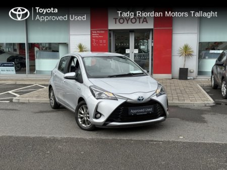 2019 Toyota Yaris HYBRID 5DR LUNA