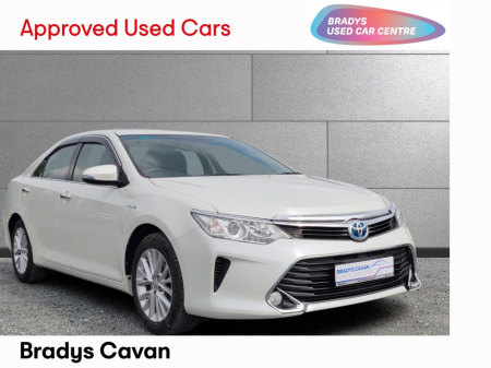 2017 Toyota Camry AVV501057617 €17,450