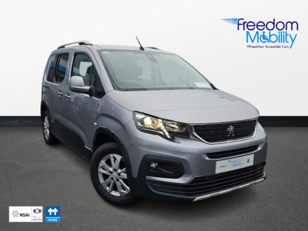 2022 Peugeot Rifter ALLURE WHEELCHAIR ACCESS