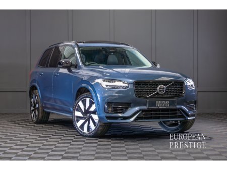 2024 Volvo XC90 T8 PHEV 455hp Plus (Dark Theme)