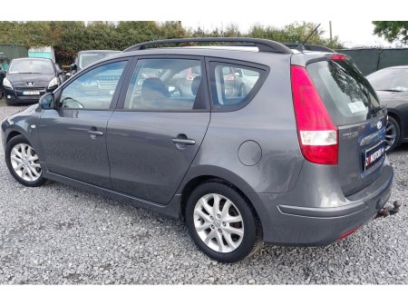 2010 Hyundai i30 1.6 CRDI COMFORT ISG 5DR €3,999