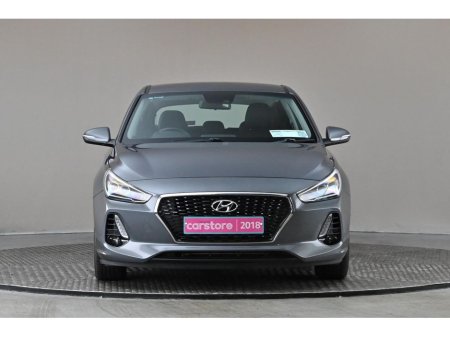 2018 Hyundai i30 1.6D DELUXE PLUS *HALF LEATHER*CARPLAY*ANDROID* €12,890