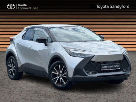 2024 Toyota C-HR 2.0 PHEV HYBRID SPORT + // PANORAMIC ROOF // APPLE CARPLAY/ANDROID AUTO // REAR CAMERA & PARK ASSIST // FULL WARRANTY
