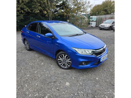2018 Honda Grace DAA-GM4 €15,950