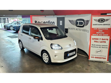2016 Toyota Porte  €12,950