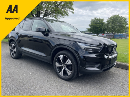 2022 Volvo XC40 R-DESIGN T4 RECHARGE FREE DELIVERY