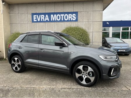 2023 Volkswagen T-Roc R-LINE AUTOMATIC 2.0 DIESEL //LOW MILES//HIGH SPEC//HEATED SEATS//BLIND SPOT WARNING//KEYLESS ENTRY//HALF LEATHER// €31,950
