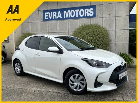 2020 Toyota Yaris X AUTOMATIC HYBRID 1.5 PETROL //REVERSE CAMERA//KEYLESS ENTRY// €16,950