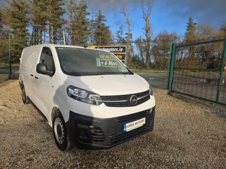 2022 Opel Vivaro 