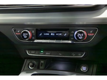 2021 Audi Q5 50 TFSI e 299HP S tronic quattro S Line €39,500