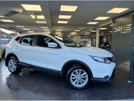 2016 Nissan Qashqai 1.5 SV***1 Year Warranty*** €13,900