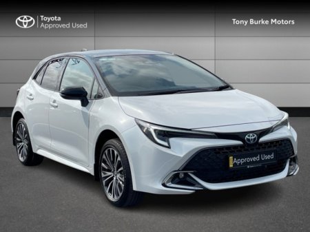 2025 Toyota Corolla 5dr Hatchback - LUNASPORT - Save EUR 4,500 - 1.8 Hybrid - Automatic - Road Tax EUR 180 // Remote Central Locking // Front Electric Windows // Rear Electric Windows // Electric Mirrors // Finger Tip St