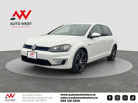 2015 Volkswagen Golf 2015 Volkswagen Golf GTE 1.4 TSI Plug-In Hybrid Automatic €15,950