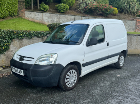 2005 Peugeot Partner  €4,950