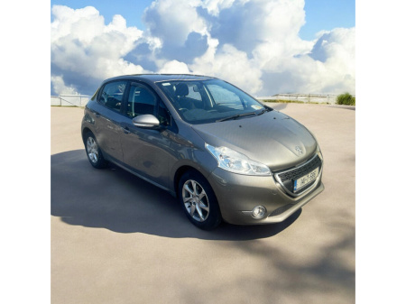 2014 Peugeot 208 1.4 HDI 70 bhp Active €4,995
