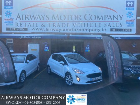 2018 Ford Fiesta ZETEC * 1 .1 * MANUAL * 5DR * AIRCON * ALLOYS * FOGS *
