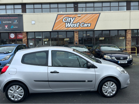 2012 Renault Clio PETROL///TINY KILOMETRES WITH BRAND NEW NCT UNTIL 2026//I OWNER IRISH CAR AND LOW TAX///IDEAL STARTER CAR OR TOWN RUNABOUT €4,999