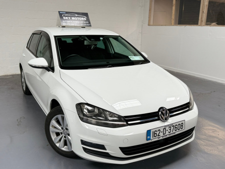 2016 Volkswagen Golf  €15,990