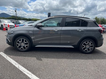 2025 Fiat Tipo Tipo Cross 1.5 MHEV 130HP €29,500
