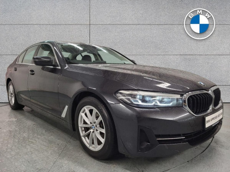 2022 BMW 5 Series 520d SE Saloon €40,975