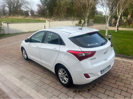 2016 Hyundai i30 SE NAV BLUE DRIVE 110 5DR 110PS €9,500