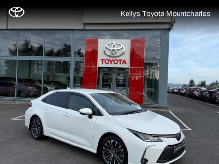 2024 Toyota Corolla COROLLA LUNA SPORT SALOON €35,900