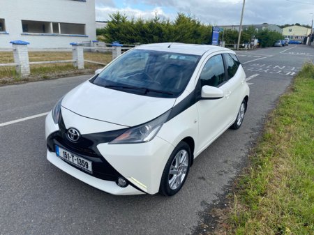 2015 Toyota Aygo 1.0 5DR X-PLAY 4DR
