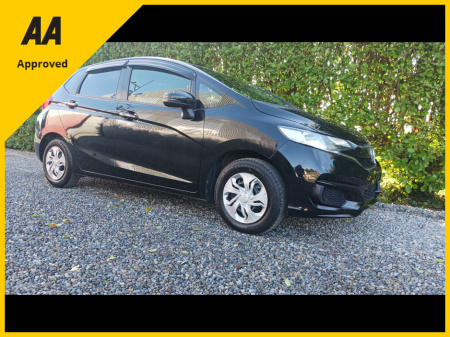 2018 Honda Jazz NOT HYBRID, NO BATTERIES TO WORRY ABOUT JUST FULLY SERVICED 4 NEW TYRES 2 YEARS NCT ONE YEAR ROAD TAX LARGE TOUCH SCREEN MULTIMEDIA SYSTEM HD REVERSE CAMERA PROXIMITY KEY FACTORY IMMOBILISER