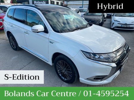 2019 Mitsubishi Outlander (S-Edition) HYBRID 2.4 PHEV AUTOMATIC 5DR MODEL  www.bolandscarcentre.ie €24,900