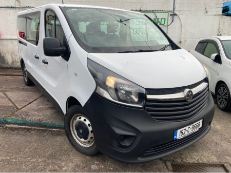 2015 Opel Vivaro Bus 9 seater manual diesel