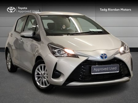 2018 Toyota Yaris HYBRID 5DR AURA