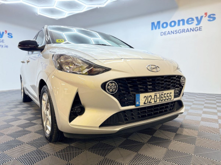 2021 Hyundai i10 i10 Deluxe, 2 Tone Black Roof