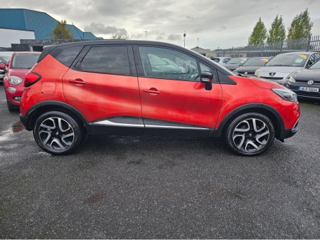 2016 Renault Captur SIGNATURE 1.5 DCI ** IRISH CAR ** FULL LEATHER INTERIOR ** REVERSE CAMERA ** STUNNING EXAMPLE ** €8,995