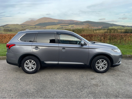2019 Mitsubishi Outlander 2.3 Di-D 4WD Commercial