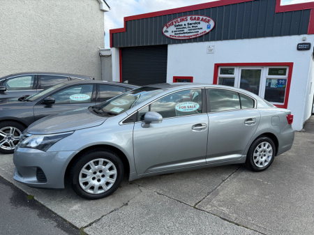 2014 Toyota Avensis D-4D 125 (2.0) Terra Saloon