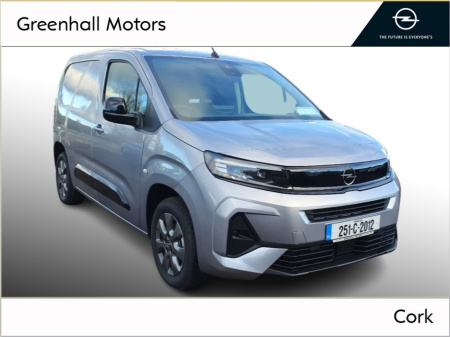 2025 Opel Combo SPORTIVE L1H1 1.5 in QUARTZ GREY €24,150