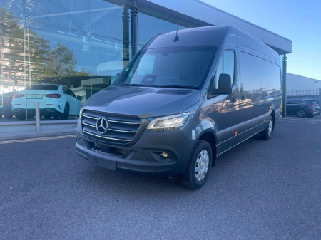 2025 Mercedes-Benz Sprinter 319L PRO AUTOMATIC HIGH ROOF