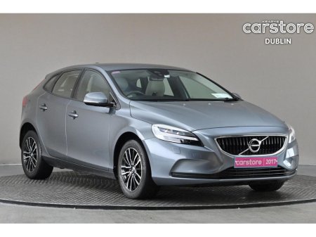 2017 Volvo V40 2.0 D2 120BHP MOMEMENTUM EDITION *FULL BEIGE LEATHER*