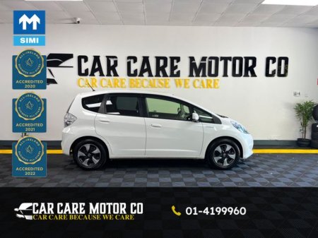 2014 Honda Fit Daa-gp1 CVT Hybrid 5DR Auto
