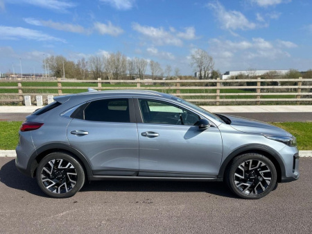 2024 Kia XCeed Phev MY24 5DR Auto *IMMACULATE CONDITION* Dual Zone Climate Control, Electric Mirrors, Electric Seats, Rear Parking Sensors €29,900