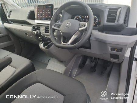 2025 Volkswagen Crafter CRAFTER 30 MWB 140BHP M6F €32,479